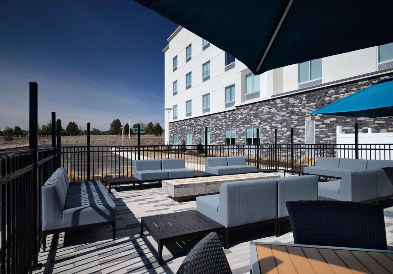 Hampton Inn Redmond Bend Airport Bagian luar foto