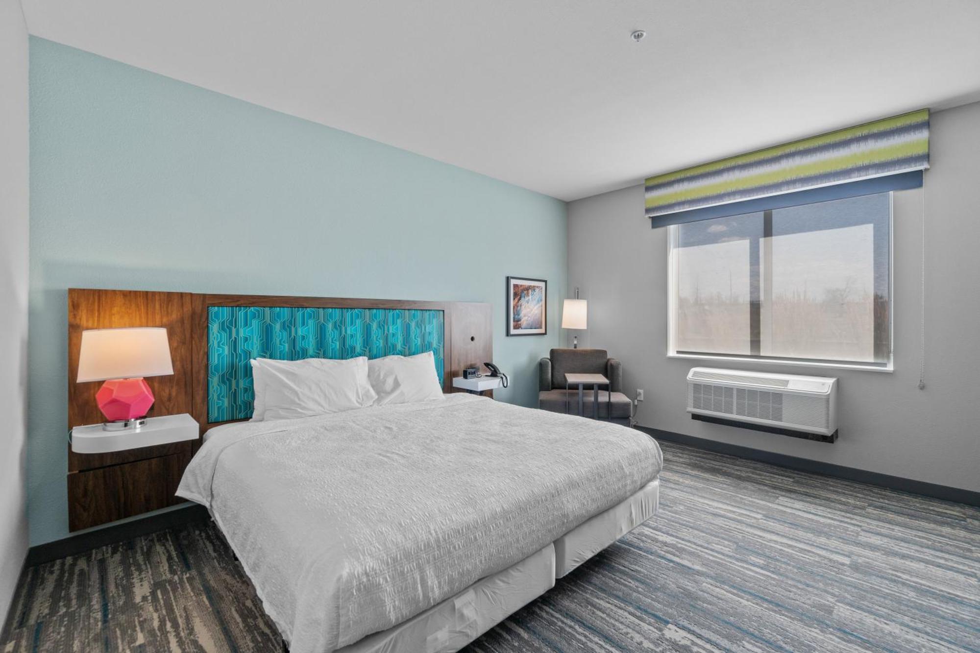Hampton Inn Redmond Bend Airport Bagian luar foto
